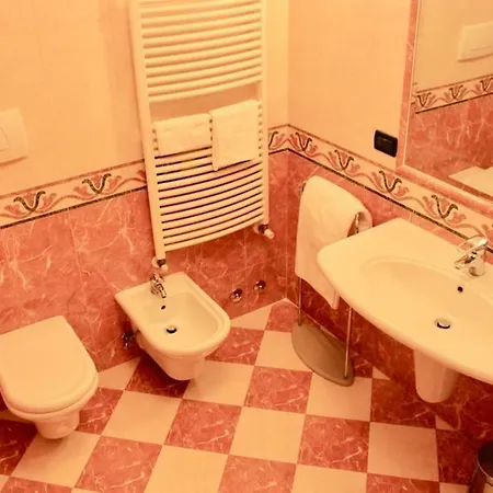 Frari Intimate Retreat البندقية