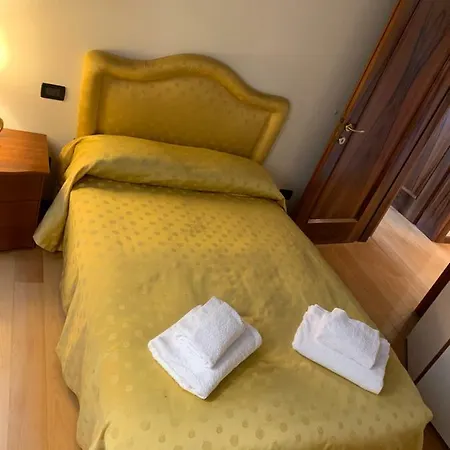Frari Intimate Retreat شقة البندقية